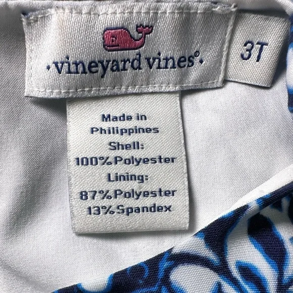 Vineyard Vines Blue Tile Medallion 3T Romper - Picture 3 of 3